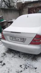 Mercedes-Benz E-200 Kompressor 2003 года, VIN WDB2110421A238489, белый, бензиновый двигатель 1.8 л (163 л.с.), номер T9I9EK09, не на ходу.