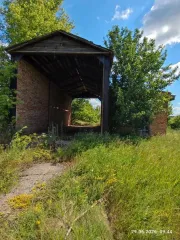 Нежилое здание автовесовая 19 кв.м и земельный участок 144 кв.м Белгородская область - нежилое здание, автовесовая, кадастровый номер 31:07:1104002:134, площадью 19 кв.м, 1992 года постройки, расположенное по адресу: Белгородская область, р-н Красненский, с. Готовье, ул. Промышленная, д. 1; -…