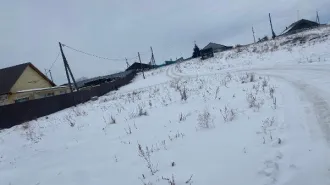 Право аренды земельного участка из земель населённых пунктов площадью 1700 кв.м (кадастровый номер 38:06:080401:864, адрес: Российская Федерация, Иркутская область, муниципальный район Иркутский, сельское поселение Ревякинское, деревня Черемушка, переулок Школьный, земельный участок 11). Вид…