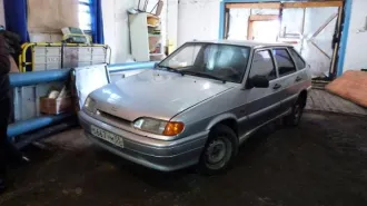 LADA Samara VAZ-21140 2005 транспортное средство: ВАЗ 21140 LADA SAMARA, тип ТС: легковой комби (хэтчбек), идентификационный номер: ХТА21140064111821; паспорт транспортного средства: 39 РН 081484 от 03.02.2021; шасси (рама) №: отсутствует; кузов № ХТА21140064111821; цвет кузова: светло-серебристый…