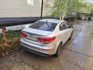 Kia Rio 2015, VIN Z94CB41BBGR304002, 123 л.с., 195565 км, цвет серебристый, гос. номер Е403ТО186.