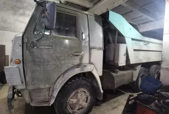 Транспортное средство: грузовой самосвал. КАМАЗ 5511 (самосвал), идентификационный номер (VIN) ХРС551100J0318230, год выпуска 1988, (рама) -№0318230, кузов прицеп – КАБИНА 1034290, цвет кузова  защитный, мощность двигателя 210 л.с., тип двигателя –дизельный, разрешенная максимальная масса кг…