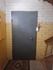 Квартира 31.6 кв.м, Кировская область, г. Киров, ул. Сурикова, д. 22В, кв. 77. Этаж 1, кадастровый номер 43:40:000423:2520. Находится в залоге у ПАО «Совкомбанк». Вид права – собственность. Обременение – аресты, ипотека (уведомление № 626 от 04.03.2026). Организатор торгов не располагает сведениями…