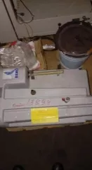 Воздушный фильтр в пластиковом корпусе. Страна происхождения не указана. На изделии видны царапины, вес нетто 10,5 кг. – 1 шт.; Оптический прицел – 1 шт.; Технологическое оборудование в виде электромеханического устройства на металлической раме, с местами для подключения, электрокабелем, блоком…