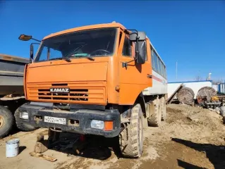 Движимое имущество (автомобили, специализированная техника), расположенное в Хабаровском крае, п. Галкино. Автомобиль КамАЗ-65222, VIN X1F652220D0000398, шасси XTC 652220 C1288561, 2013 г.в., гос. номер Т 538 ХК 163. Автомобиль КАМАЗ 65222-43, VIN XTC652224E1300015, 2014 г.в., гос. номер У 664 ЕА…