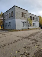 Земельный участок 914 кв.м и здание медвытрезвителя 362,7 кв.м, Мурманская область. Земельный участок с кадастровым номером 51:10:0020103:28 площадью 914 кв.м. с расположенным на нем зданием медицинского вытрезвителя с кадастровым номером 51:10:0020103:59 площадью 362,7 кв.м. по адресу: Мурманская…