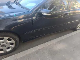 Mercedes-Benz C230 Kompressor, 2004, г/н М730КО777, цвет черный, VIN WDB2030401A724439. Вид транспорта: легковой автомобиль. Год выпуска: 2004. VIN номер: WDB2030401A724439. Марка: Мерседес-Бенц. Модель: C230 Kompressor.