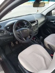 Автомобиль LADA Vesta 2018 года выпуска, VIN XTAGFL110JY173334. Находится в Волгоградской области, Городищенском районе, НСТ "Волго-Дон" дом 1146. Технически исправен, двигатель 1.6, механическая коробка передач на 5 ступеней. Без крашеных деталей. Имеется трещина на лобовом стекле и трещина на…