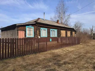 Квартира 39.3 кв.м, Владимирская область, г. о. Муром, с. Татарово, ул. Мира, д. 9, кв. 2. Общая площадь 39,3 кв.м. Квартира расположена на первом этаже одноэтажного дома. Продажа для последующего использования в целях, не связанных с проживанием граждан.