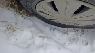 Mitsubishi Outlander 2004 года выпуска, VIN: JA4LZ31F44U047225, двигатель: JQ9879, СТС: 9949147151. Осмотр возможен по месту нахождения: Красноярский край, Емельяновский район, Солонцовский сельсовет, СНТ Сухая Балка-2, 255 (парковка возле здания). Для согласования осмотра и получения документов…