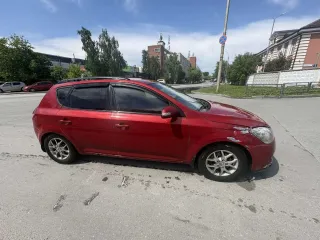 Kia ED (Ceed) 2011 транспортное средство – легковой автомобиль марка /модель – Kia ED (Ceed), Идентификационный номер (VIN номер): XWEHC512AB0007322, Год изготовления: 2011. гос.номер С197КТ196. Автомобиль находится в залоге у АО "ТБанк".
