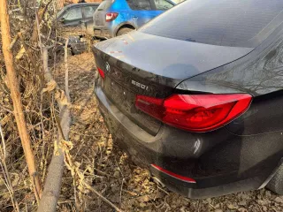 Легковой автомобиль BMW 520i VIN X4XJA19480WC06408 2018 года выпуска, черный. На ходу, документы и ключи в наличии.