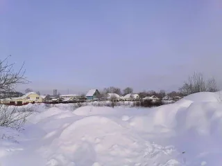 Земельный участок общей площадью 1000 кв.м., расположенный по адресу: Свердловская область, г. Кушва, ул. Лайская, дом №9А, кадастровый номер: 66:53:0313004:72.