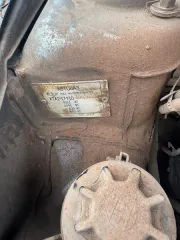 LADA Priora 2010, госномер Х973ХН43, VIN ХТА217130А0026295. Салон в удовлетворительном состоянии. Коррозия по всему кузову, трещина на лобовом стекле, наружные зеркала сломаны, трещина на задней левой фаре. В наличии 4 колеса, ключ и документ СТС. Рабочее состояние не проверялось.