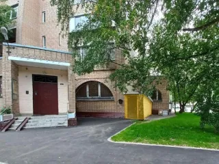 Нежилое помещение по адресу: г. Москва, ул. Шухова, д. 21, пом. 2П, общей площадью 77,9 кв. м, Подвал № 0, кадастровый номер: 77:05:0001006:7110. Назначение нежилого помещения: Свободное.