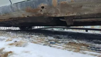 Автомобиль НИССАН АЛЬМЕРА 1.6 РЕ, 2007 г.в., г/н Х675ЕТ37, VIN KNMCSHLMS7P647281; автомобиль KIA CERATO, 2009 г.в., г/н Х243МК37, VIN KNAFU411BA5803371 (Реализация по прямому назначению). Цвет серебристый, передний бампер разбит: имеет многочисленные трещины и сколы, коррозия металла, в том числе и…