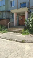 Помещение жилое, кадастровый номер 34:36:000015:3251, общая долевая собственность, доля в праве 2/10, совместно нажитое, право собственности зарегистрировано за должником и супругом должника по 1/10 доли, Волгоградская область, г. Камышин, ул. Воинов-Интернационалистов, д. 17а, кв. 48, 61,7 кв.м.