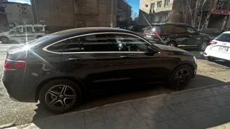 Легковой автомобиль марки MERCEDES – BENZ; GLC 300 4MATIC, 2020 г.в., г/н Н756ОВ75, VIN: W1N2533841F849812, номер кузова (прицепа): W1N2533841F849812, цвет серый. Автомобиль имеет вмятину, царапину на левой передней двери, задняя левая дверь имеет царапину Легковой автомобиль марки MERCEDES – BENZ…