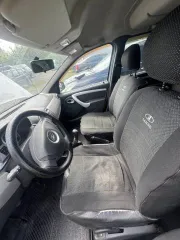 Lada Largus KS0Y5L, 2014 г.в., VIN: XTAKS0Y5LE0823868, гос. номер У697ЕО750, мощность двигателя 104 л.с. (77 кВт), объем 1598 см³, цвет: серый светлый, ПТС: 63НУ514419, СТС: 50 21 № 717419. Трещина на переднем бампере, коррозия на заднем правом крыле, царапина на переднем правом крыле, трещина на…
