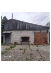 Промышленная база с земельными участками общей площадью 2329 кв.м, расположенная по адресу: ЕАО, г. Биробиджан, ул. Советская, дом 127. В состав входят: административное здание площадью 201,9 кв.м, назначение нежилое, этажность 1-2, материал наружных стен кирпичные, год ввода в эксплуатацию 1986…