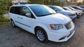Chrysler Voyager Limited, 2011 года, 283 лс, 246070 км, легковой автомобиль, марка: Chrysler Grand, модель: Voyager Limited, год изготовления: 2011 г.в., цвет: Белый, VIN: 2A4PS6DG3BR785622, ПТС: 77УР925157, г/н: М497КА977, разрешенная максимальная масса: 2690, масса без нагрузки: 2215, вид…