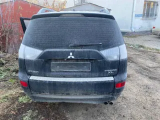 Mitsubishi Outlander 2007 года, 3.0, 220 л.с., пробег 277000 км, полный привод, АКПП. VIN: JMBXLCW6W7Z004512. Автомобиль снят с регистрационного учета.