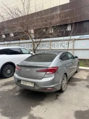 Hyundai Elantra 2018 года, 110 лс, 95584 км, АКПП. Транспортное средство: HYUNDAI ELANTRA, идентификационный номер (VIN): KMHD84LF6KU783639, год изготовления: 2018, гос. номер: Н640ТО15. Цена: 1 110 000 руб.