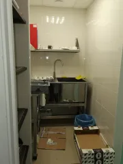86/1000 доли земельного участка и жилого дома, 693 кв. м, Сочи, Краснодарский край. 86/1000 доли в праве общей долевой собственности на земельный участок, земли населенных пунктов, для индивидуального жилищного строительства, кадастровый номер: 23:49:0302039:1, площадь 693 кв. м; 86/1000 доли в…