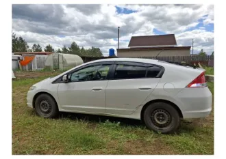 Honda Insight 2010 года, 101,6 лс, 178614 км, автомобиль легковой, марка, модель: Honda Insight; идентификационный номер VIN: ZE21304221, год выпуска 2010