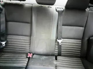Volvo S40, 2007, черный, 141 734 км, 1 596 МТ (99,96 л.с.), бензин, передний, VIN YV1MS204282363187, седан, в нерабочем состоянии, разбито лобовое стекло, вмятины на правой стороне кузова и дверях, отломлено правое боковое зеркало, множественные повреждения кузова коррозией, багажник не…