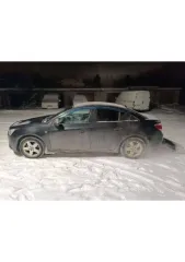 Chevrolet Cruze, 2010 года, 109 лс, 289918 км. Легковой автомобиль: ШЕВРАЛЕ КРУЗ CHEVROLET CRUZE, выпуска 2010 года, кузов (коляска) № XUFJF696JA3010105, цвет Черный, идентификационный номер (VIN) XUFJF696JA3010105, государственный регистрационный знак О721СЕ11. На имущество зарегистрировано…
