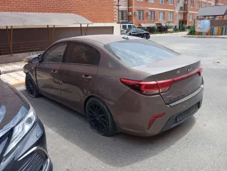 Kia Rio, 2018, легковой автомобиль, марка: Kia, модель: Rio, VIN: 294C241BBJR062123, год выпуска: 2018, находится в залоге у АО «ОТП Банк».