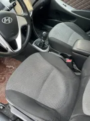 Hyundai Solaris, 2012 года, 123 лс, 219251 км. Автотранспортное средство со следующими характеристиками: Модель автомобиля: HYUNDAI SOLARIS; 2012 года выпуска; номер двигателя G4FC CW120283; VIN: Z94CT41DACR158524, ГРЗ Х154СН72, цвет Бежево-Серый, отсутствует аккумулятор.
