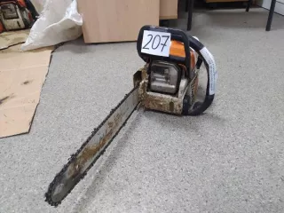 Бензопилы (согласно описанию) 1. Бензопила STIHL с цепью, б/у (увед. №207 от 15.05.2025) 2. Бензопила марки Poulan, б/у (увед. №294 от 26.06.2025) Имущество продается в том виде, в каком оно есть, и в случае продажи возврату/обмену не подлежит. За скрытые дефекты имущества Продавец ответственности…