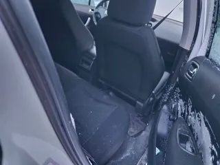 Peugeot 308 2011 года выпуска, VIN Z8T4C5FS9BM004795.