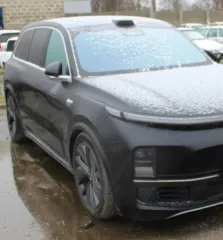 Li Xiang L9 2023 года выпуска, VIN LW433B12XP111171. Автомобиль заблокирован. Ключи и документы отсутствуют.
