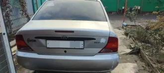 Ford Focus 2001 года, 90 л.с., пробег 300000 км. Цвет: серебристый. VIN: WF0FXXWPDF1C27715. ПТС: 61HK 340306. Двигатель: бензиновый, модель EZDA, номер 1C27715, мощность 90 л.с. (66 кВт), объем 1598 куб. см. Кузов: WF0FXXWPDF1C27715. Разрешенная максимальная масса: 1595 кг, масса без нагрузки: 1100…