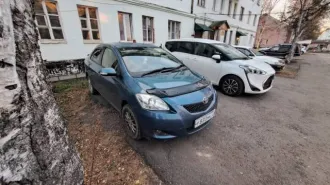 Toyota Belta 2012 года выпуска, государственный регистрационный знак Р833МК27.