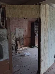 Дом 56,1 кв.м. и земельный участок 3000 кв.м. в Новгородской обл., здание 56,1 кв.м. Кадастровый номер: 53:09:0054201:32, назначение объекта: Жилое, площадь: 56,1 м2, вид права: Собственность, адрес: 175350, Новгородская область, р-н Марёвский, с/п Марёвское, д Малое Дёмкино, ул Народная, д 17…