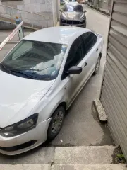 Volkswagen Polo, 2014, 86 л.с., 130000 км, VIN - XW8ZZZ61ZFG002005, находится в залоге у AO "ТБанк", пробег уточнять при осмотре.