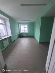 Нежилое здание 2201.5 кв. м с земельным участком в Ярославской области, г. Данилов, ул. Набережная, д.62. В составе: нежилое здание, кадастровый номер 76:05:010101:7345, площадь 2201.5 кв. м, 5 этажей, включая 1 подземный. Земельный участок, кадастровый номер 76:05:010101:577, площадь 5075+/- 25…