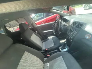 Volkswagen Polo, 2011, 105 лс, 200000 км, АКПП, XW8ZZZ61ZCG003465, требуется ремонт, сколы, ржавчина, коррозия. Является предметом залога ООО "МБ РУС Банк". Обременения и ограничения на распоряжение и эксплуатацию имущества, наложенные работниками службы судебных приставов, судебными органами…