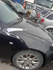 Легковой автомобиль Cadillac CTS GMX322, 2013 г.в., г/н У077ЕК761, VIN код в исполнительном документе и ответе ГИБДД XWFD95E31D0000083, VIN код на лобовом стекле 1GD95E33D0174032. На бампере с левой стороны скол, на лобовом стекле трещины, на зеркалах потертости, по корпусу имеются царапины…