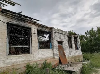 Земельный участок, площадь: 1023 кв.м., Кадастровый номер: 64:32:062341:19. Категория земель: Земли населенных пунктов. Вид разрешенного использования: Для ведения индивидуального жилищного строительства. Числится запись об ипотеке № 64:32:062341:19-64/073/2022-3 от 22.09.2022 Адрес…