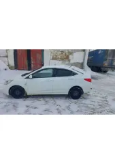 Hyundai Solaris 2013, 123 лс, 206901 км, АКПП. Автомобиль 2013 года выпуска, VIN Z94CT41DBDR265428.