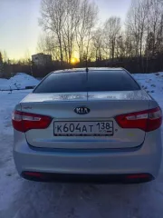 Автомобиль марки KIA RIO, VIN номер Z94CB41ABFR273678.