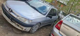 Peugeot 306 1997 автомобиль, год выпуска: 1997, VIN: VF37ENFZE32081315, цвет кузова: серо-голубой