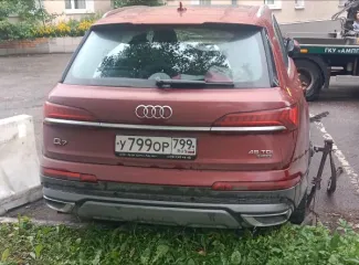 Audi Q7, 2020, г/н У799ОР799, цвет красный, VIN WAUZZZ4M9LD017193, вид транспорта: легковой автомобиль, год выпуска: 2020, марка: AUDI, модель: Q7