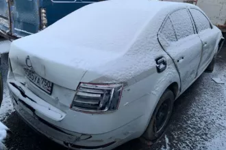 Skoda Octavia 2019. Легковой автомобиль комби (хэтчбек), модель Octavia 2019 г.в. VIN: XW8AN2NE5KH022056. Цвет кузова: белый, желтый, серый.