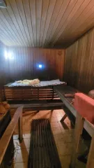 Земельный участок 2000 кв.м, жилые дома 53,4 кв.м и 285,5 кв.м, Орловская обл. 1. Земельный участок, категория земель: земли населенных пунктов, разрешенное использование: для ведения личного подсобного хозяйства, площадь 2 000 кв.м, адрес: Орловская область, Орловский район, д. Кондырева, пер…